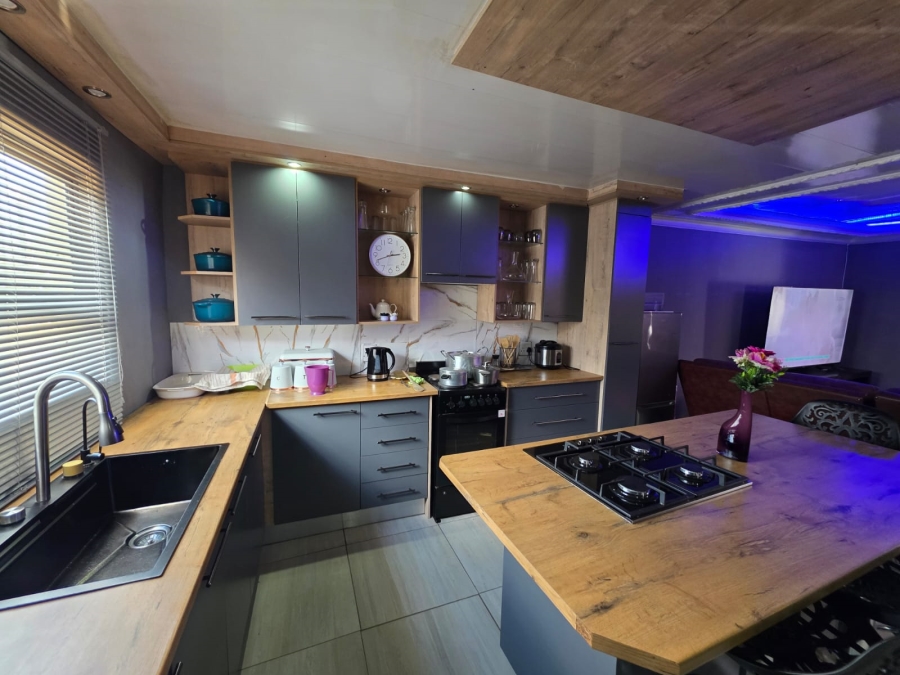 3 Bedroom Property for Sale in Zamdela Free State